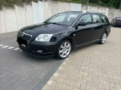 Gebraucht Toyota Avensis Executive 163 PS (119 kW) 2004 Schwarz Kombi