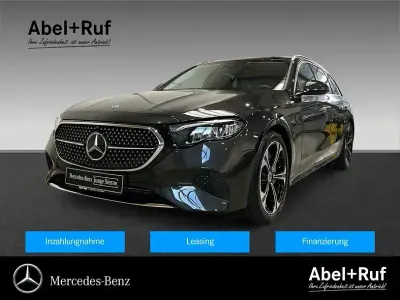 Second-hand Mercedes E300 Avantgarde 313 CP (230 kW) 2024 Gri Berlinǎ