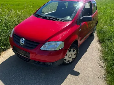 Gebraucht VW Fox 60 PS (44 kW) 2007 Rot Kleinwagen