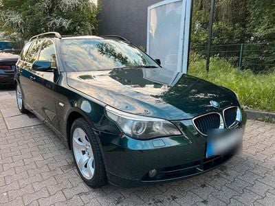 Gebraucht BMW 525 192 PS (141 kW) 2004 Grün Kombi
