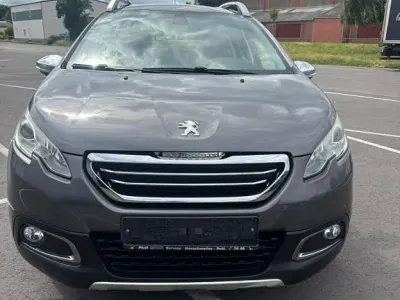 Gebraucht Peugeot 2008 Allure 110 PS (80 kW) 2016 Grau SUV