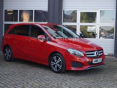 Usata Mercedes B220 184 CV (135 kW) 2016 Rosso Monovolume