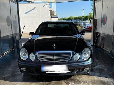 Mercedes E240