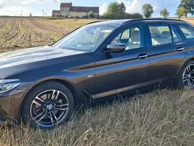 Gebraucht BMW 520 Sport Line 190 PS (139 kW) 2017 Braun Kombi