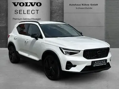 Gebraucht Volvo XC40 Plus 163 PS (119 kW) 2025 Weiß SUV