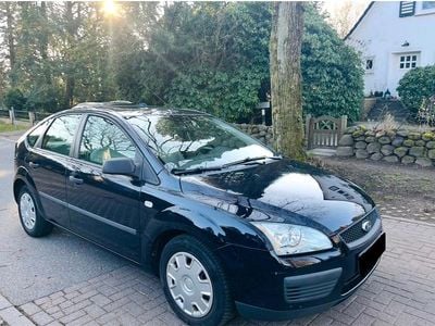 Gebraucht Ford Focus 101 PS (74 kW) 2005 Blau Limousine