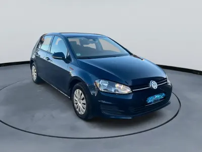 Gebraucht VW Golf VII Trendline 110 PS (80 kW) 2015 Blau Limousine