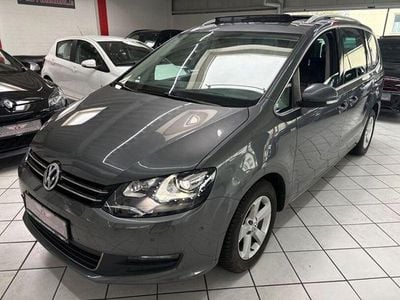 Second-hand VW Sharan Life 140 CP (102 kW) 2013 Gri Monovolum