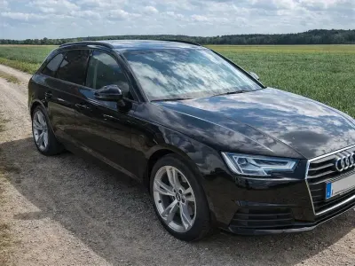 Gebraucht Audi A4 150 PS (110 kW) 2018 Schwarz Kombi