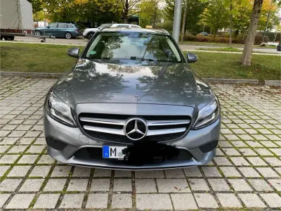 Gebraucht Mercedes C180 Avantgarde 156 PS (114 kW) 2018 Grau Kombi