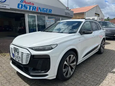 Gebraucht Audi Q6 e-tron S-Line 225 kW (306 PS) 2025 Weiß SUV