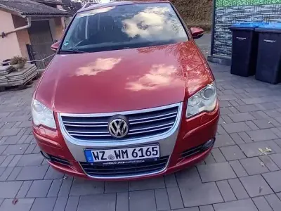 Gebraucht VW Touran R-line Edition 170 PS (125 kW) 2010 Rot Van / Kleinbus