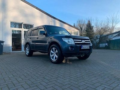 Gebraucht Mitsubishi Pajero 170 PS (125 kW) 2008 SUV