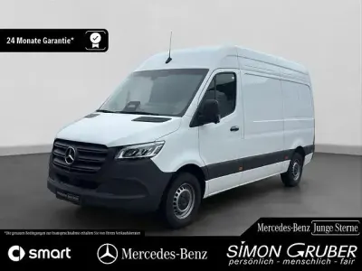 Gebraucht Mercedes Sprinter 170 PS (125 kW) 2025 Weiß Van