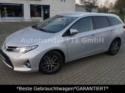 Gebraucht Toyota Auris Touring Sports Life+ 124 PS (91 kW) 2014 Silber Kombi
