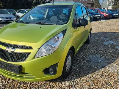Gebraucht Chevrolet Spark 68 PS (50 kW) 2011 Grün Kleinwagen