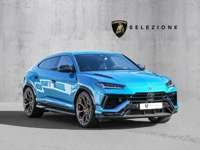 Usata Lamborghini Urus 666 CV (489 kW) 2024 Blu SUV