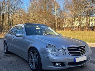 Mercedes E320