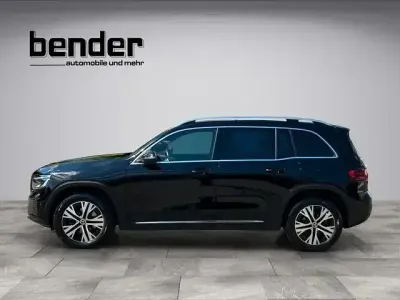 Gebraucht Mercedes GLB200 Progressive 163 PS (119 kW) 2025 Schwarz SUV