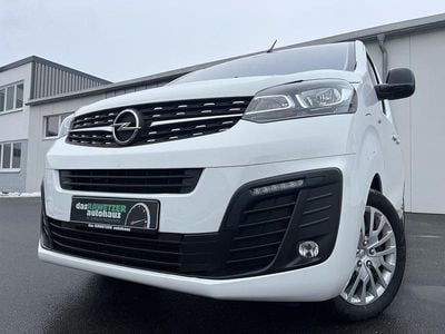 Weiß Gebraucht 2020 Opel Zafira Life Edition Van / Kleinbus | 21.860 € (Superpreis)