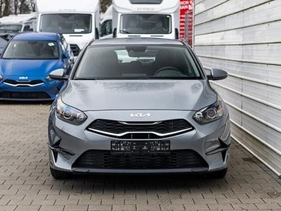 gebraucht Kia Ceed 1.5 T-GDi 7DCT *Kamera*Sitzheizung 118 kW (160 ...