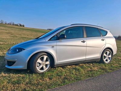 Gebraucht Seat Altea XL 122 PS (89 kW) 2009 Silber Van / Kleinbus