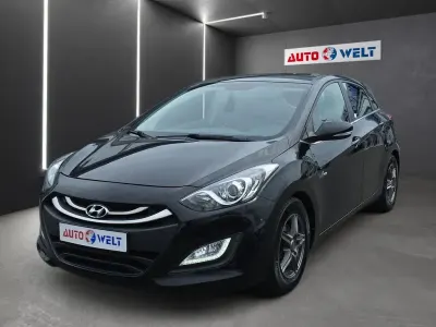 Gebraucht Hyundai i30 120 PS (88 kW) 2013 Schwarz Limousine