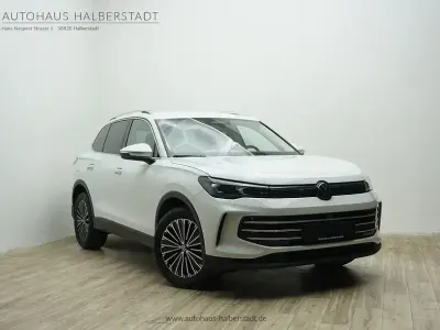 Gebraucht VW Tiguan IQ Drive 150 PS (110 kW) 2024 Pure white SUV