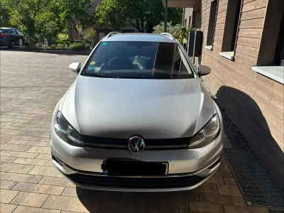 Gebraucht VW Golf VII Sound 116 PS (85 kW) 2018 Silber Kombi