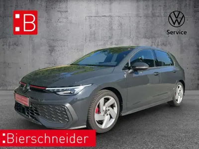 Gebraucht VW Golf VIII GTI 265 PS (194 kW) 2024 Grau Limousine