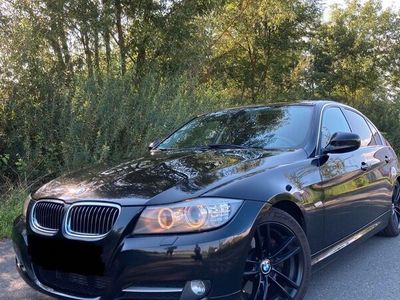 gebraucht BMW 320 d E90 lci // HUbis 2025 // 8xbereift