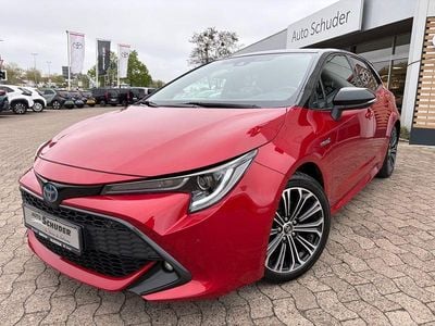 Second-hand Toyota Corolla Hybrid Club 184 CP (135 kW) 2019 Roșu Berlinǎ