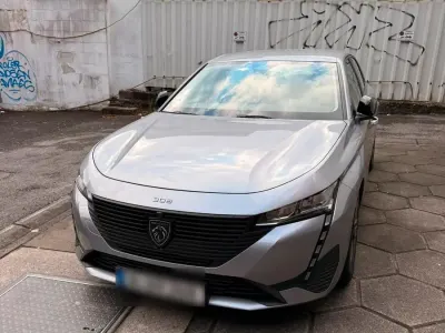 Gebraucht Peugeot 308 2023 Silber Kombi