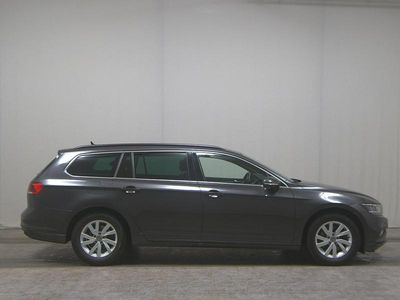 Second-hand VW Passat Business 150 CP (110 kW) 2023 Gri Break