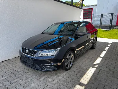 Używany Seat Toledo FR 90 KM (66 kW) 2016 Czarny Hatchback