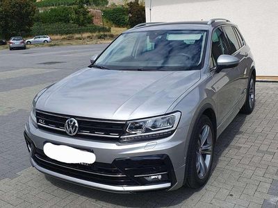 Gebraucht VW Tiguan R-line 150 PS (110 kW) 2019 Grau SUV