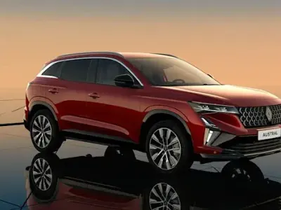 Usata Renault Austral Techno 200 CV (147 kW) 2025 Rosso SUV