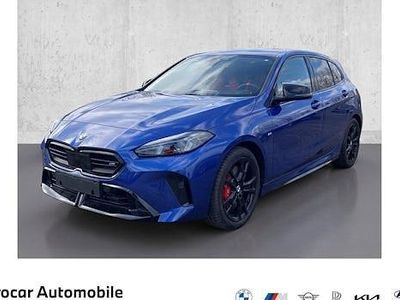 Second-hand BMW M135 Shadowline 300 CP (220 kW) 2025 Albastru Hatchback