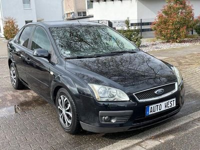 Gebraucht Ford Focus Ghia 116 PS (85 kW) 2005 Schwarz Limousine