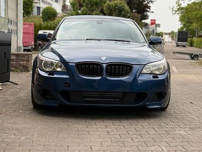 BMW 523