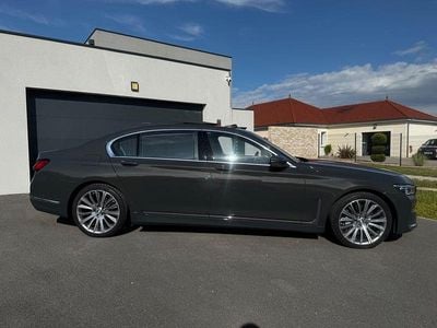 BMW 740L