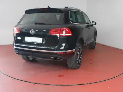 Gebraucht VW Touareg Terrain Tech 262 PS (192 kW) 2017 Schwarz (metallic) SUV