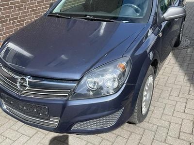 Brugt Opel Astra 90 HK (66 kW) 2010 Grå Sedan