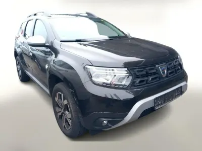 Używany Dacia Duster Prestige 131 KM (96 kW) 2022 Czarny SUV