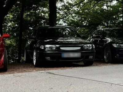Gebraucht Toyota Corolla 97 PS (71 kW) 2001 Schwarz Kleinwagen