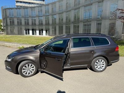 Używany VW Passat Comfortline 140 KM (102 kW) 2014 Brązowy Kombi