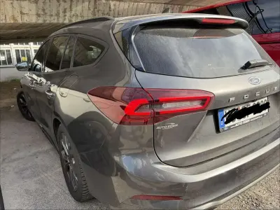 Gebraucht Ford Focus ST-Line X 155 PS (114 kW) 2023 Grau Kombi