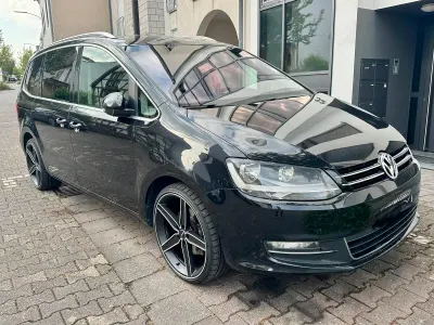 Gebraucht VW Sharan 177 PS (130 kW) 2013 Schwarz Van / Kleinbus