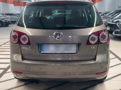 Gebraucht VW Golf Plus Cross Style 122 PS (89 kW) 2011 Beige Van / Kleinbus