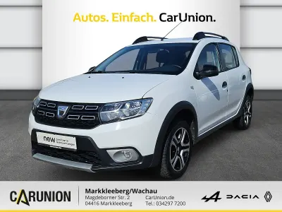 Używany Dacia Sandero Stepway 90 KM (66 kW) 2018 Biały Sedan/Limuzyna